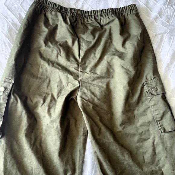 Pretty Little Thing - Green Wide Leg High Waisted Cargo Pants - Picture 3 of 6